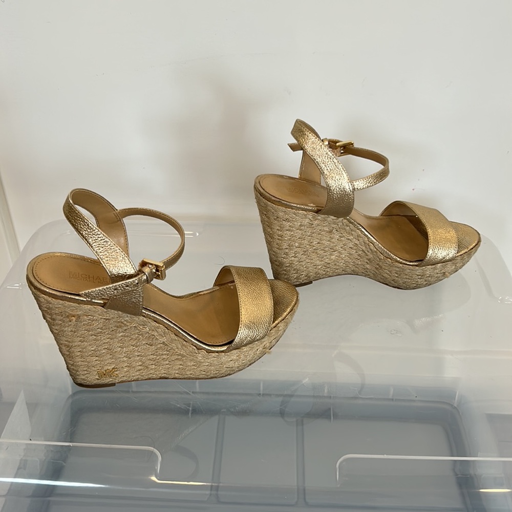 MK gold wedge sandals 7.5